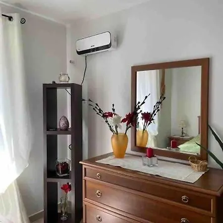 Full X 6 To 4 Km Daire Villaret
