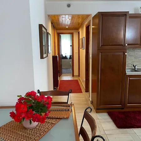 Full X 6 To 4 Km Apartament *