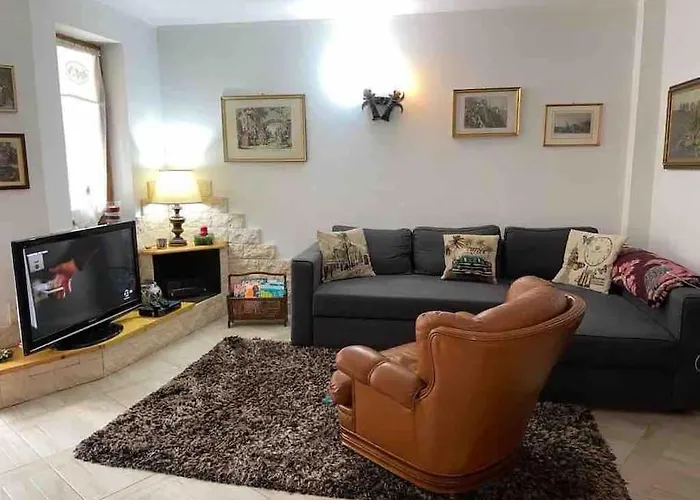 Full X 6 To 4 Km Apartment