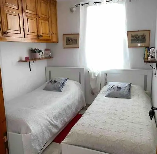 Full X 6 To 4 Km * Villaret